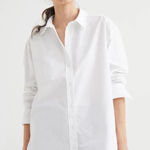 H&M ✨ White Oversized Oxford Sz Medium Shirt✨ Photo 0