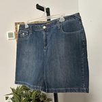 Duck head women's Denim Short size 22W 5 Pockets Design Photo 1