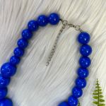 Chunky blue acrylic necklace Photo 3