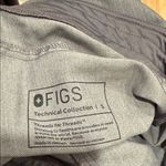 FIGS  Women's Gray Joggers with Teal‎ Drawstring Photo 3