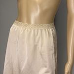 Vintage Lorraine Half Slip Size Small Beige High Slits Lace Nylon Stretch Lace Photo 2