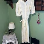 Vintage Modest Dress Tanner Cream • 50s • 1950s shirt dress vintage wedding Size 8 Photo 4