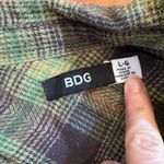 BDG Green Plaid Button-Down Flannel Shirt – Women’s Large Photo 1