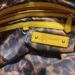 B Makowsky Yellow Leather Tote Bag With Animal Print Lining & Dual Handles Zippe Photo 2