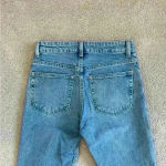 ZARA  high rise light wash blue jeans in size 2 Photo 3