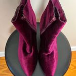 CLEARANCE! Cranberry Rouge! Velour Booties Size 8.5 EUC Red Photo 4