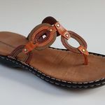 Naturalizer  Women's Slides Sandals Size 11M Earth Tones Photo 4