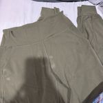 Lululemon Align Joggers  High-Rise Photo 0