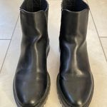 Stradivarius ASOS Women’s 5 Chelsea Treaded Lug Sole Black Ankle Boots Photo 2