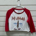 Def Leppard  Cropped Band Tee size XL Photo 5