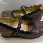 Jambu Sport Wedge Design Women's MUSE Mary Jane Hidden Wedge Shoe size 8.5 Brown Photo 0
