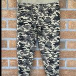 CHRLDR Camo Sweatpants Joggers size Large Green Photo 4