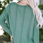 NEW Green Waffle Knit Exposed Seam Loose Fit Long Sleeve Top Size Medium Photo 2