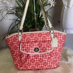 Coach  Chelsea Signature Leah Tote Bag Photo 3