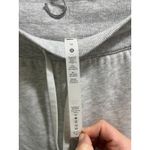 Lululemon Scuba High-Rise Jogger Fleece Size 10 Heathered Core Ultra Light Grey Photo 4