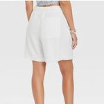 Universal Threads Universal thread linen white high rise Bermuda short s Photo 1