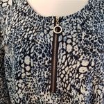 Cathy Daniels NWT!  3/4 Sleeve Zip Neckline Top Med Photo 4