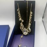 Swavorski NWT AUTHENTIC Swarovski Swan Signed Delicate Enamel Long gold Crystal necklace Photo 2