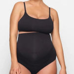 SKIMS  Fits Everybody Maternity NURSING SCOOP BRALETTE Size M Onyx black Photo 0