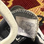 Converse all stars lugged weatherproof high tops size 7.5 Black Photo 7