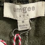 Umgee  womens medium mini skirt animal print black green tan button has pockets Photo 4