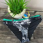 Fabletics  Black & White Print Allison Cheeky Bikini Swimsuit Bottom NEW M Photo 1