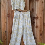 Paper Crane  White Gray and Yellow Two Piece Crop Top Wide Leg Set Size M Photo 0