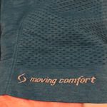 Moving Comfort , blue workout shirt, L/XL Photo 1