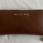 Michael Kors Wallet Photo 0