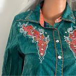 ROAR Western Embroidered Rhinestone Pearl Snap Shirt Roll Tab Sleeves Sz Medium Photo 6