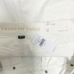 American Eagle  White Distressed Cut Off High Waisted Mom Shorts NWT 16 Stretch Photo 7