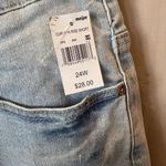 NWT Wallflower Fearless Curvy High Rise Light Blue Denim Shorts Size 24 Photo 2