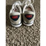 Nike  Oceania Women's Beige White 443937-101 Walking Athletic Shoes 2011 Size 8.5 Photo 4