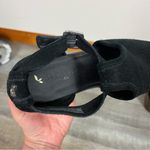 UGG Kookaburra  Suede Ashlyn Pump Sandal 8.5 Stacked Block Heels Chunky Black Photo 9