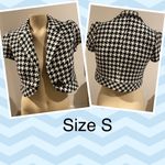 Body Central 🛍 Black & White Cropped Blazer Size S 4 🛍 Photo 1