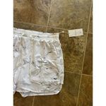 Buffbunny  Marble Flow Shorts Size XL Photo 3