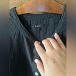 Quince  Black 100% Organic Cotton Gauze Roll Sleeve Shirt Size Large Photo 3