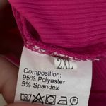 💥 Hot Pink Ribbed V Photo 1