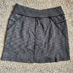 Athleta  Marled Grey Excursion Skirt Skort Athletic Golf Hiking Tennis Small Photo 3