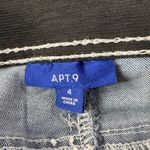 Apt. 9  SZ 4 Capris Jeans Rhinestones Cuffed Mid-Rise Stretch Smoothing Light Wash Photo 8