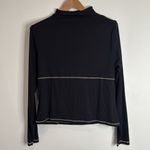 Old Navy Black Ultralite Go-dry Fitted Long Sleeve mock-neck Top size XL Photo 2