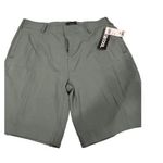 32 Degrees Heat WOMEN'S STRETCH WOVEN BERMUDA SHORTs Green Size 12 Photo 0