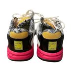 K-Swiss  Women's Pickleball / Tennis Shoes! Like new condition! Size 5 Photo 2