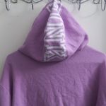 PINK Victoria's Secret outline pink on hoodie pink on right arm hoodie in lilac purple and white size large. Photo 7