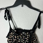 Urban Outfitters Black Daisy Floral Crop Top Tank Top Medium Photo 3