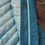 Columbia Termal Coil mid length coat Teal blue w/gray sleeves/side detail Size M Photo 8