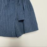 AQUA Paperbag Pin Striped Tie Waist Shorts Navy Size Small Photo 3