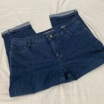 Croft & Barrow Women’s Jean Capris classic Fit Photo 1