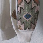 FINAL MARKDOWN Ladies' Aztec Design Open Photo 3