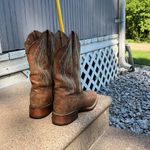 Ariat Only worn a few times Photo 1